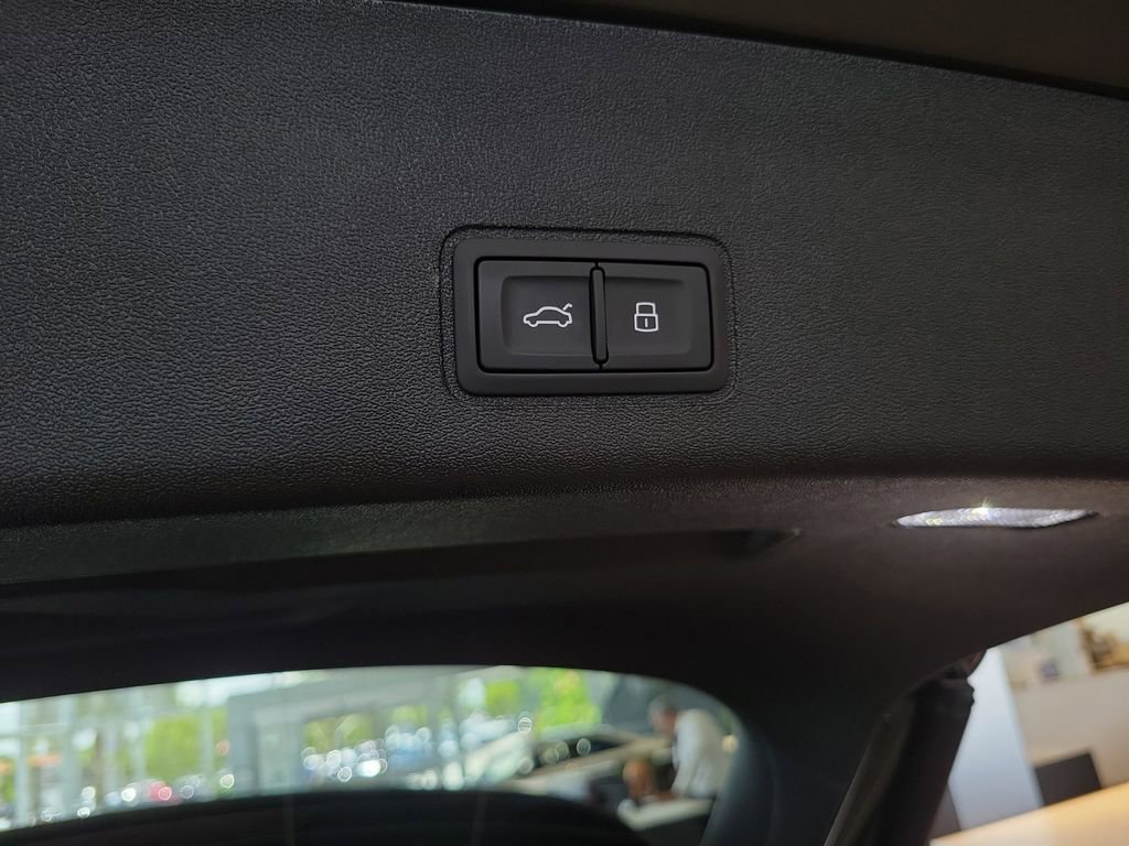 New 2026 Audi Q3 quattro 2.0T image 30