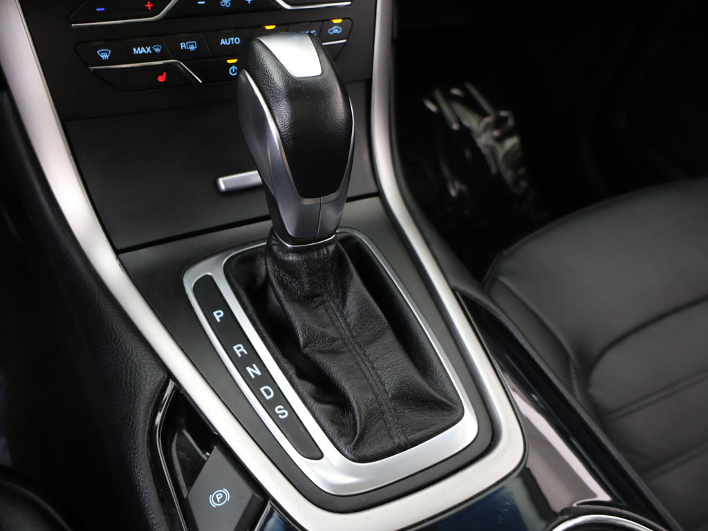 Used 2018 Ford Edge SEL w/ Equipment Group 201A AWD/4WD image 57