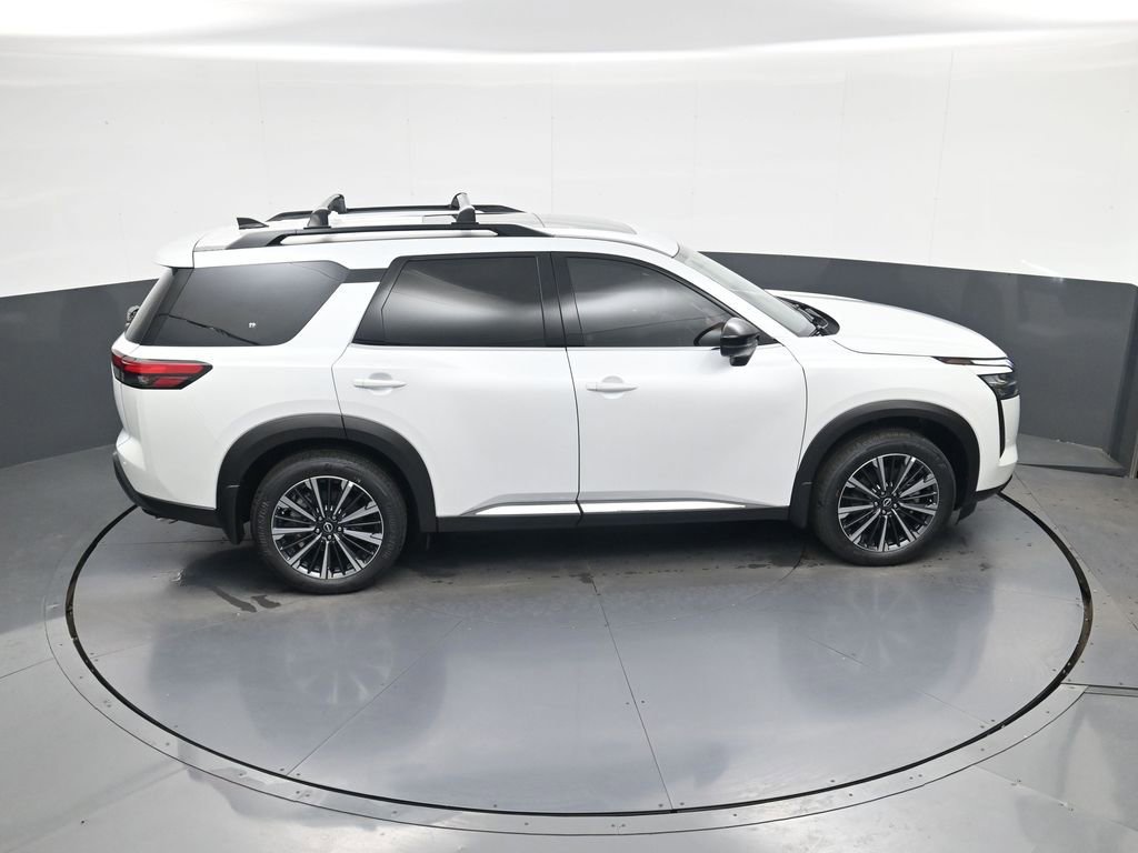 New 2026 Nissan Pathfinder Platinum image 30