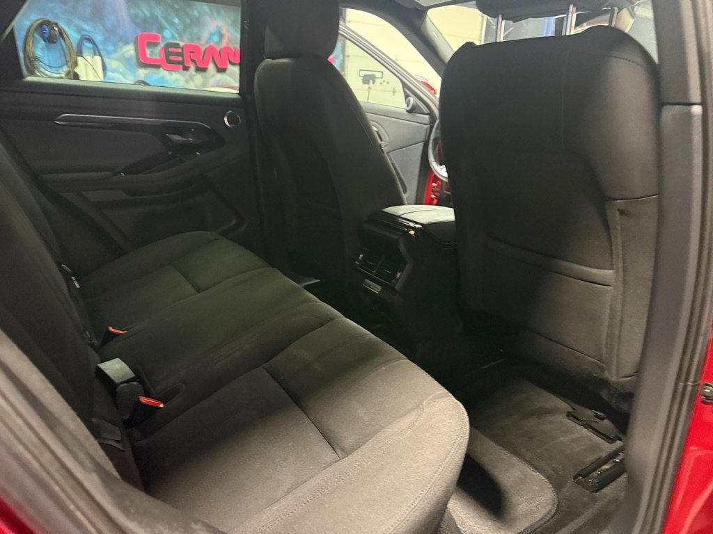 Used 2020 Land Rover Range Rover Evoque R-Dynamic SE image 17