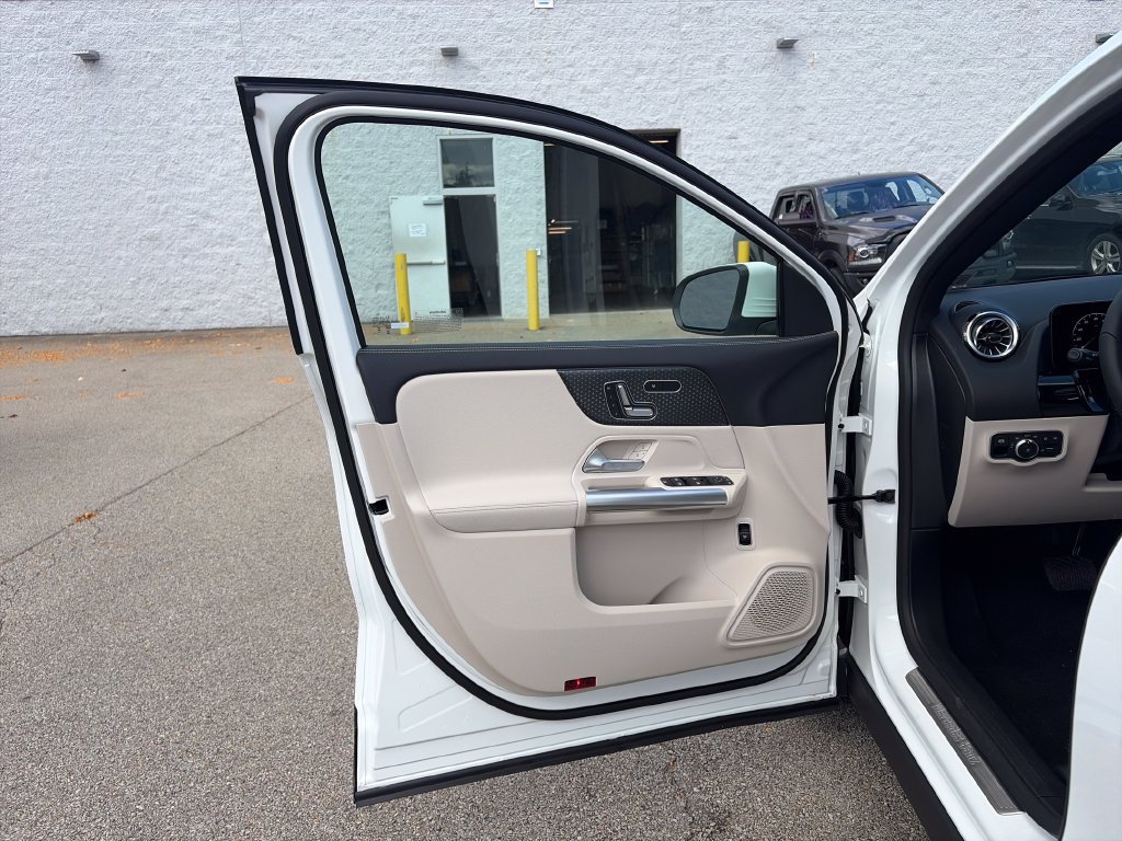 New 2026 Mercedes-Benz GLA 250 4MATIC image 10