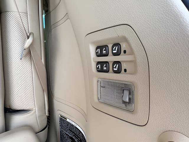 Used 2015 Lexus LX 570 4WD image 17