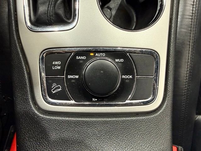 Used 2018 Jeep Grand Cherokee Limited image 42