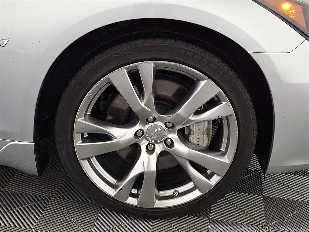 Used 2015 INFINITI Q70 3.7 image 10