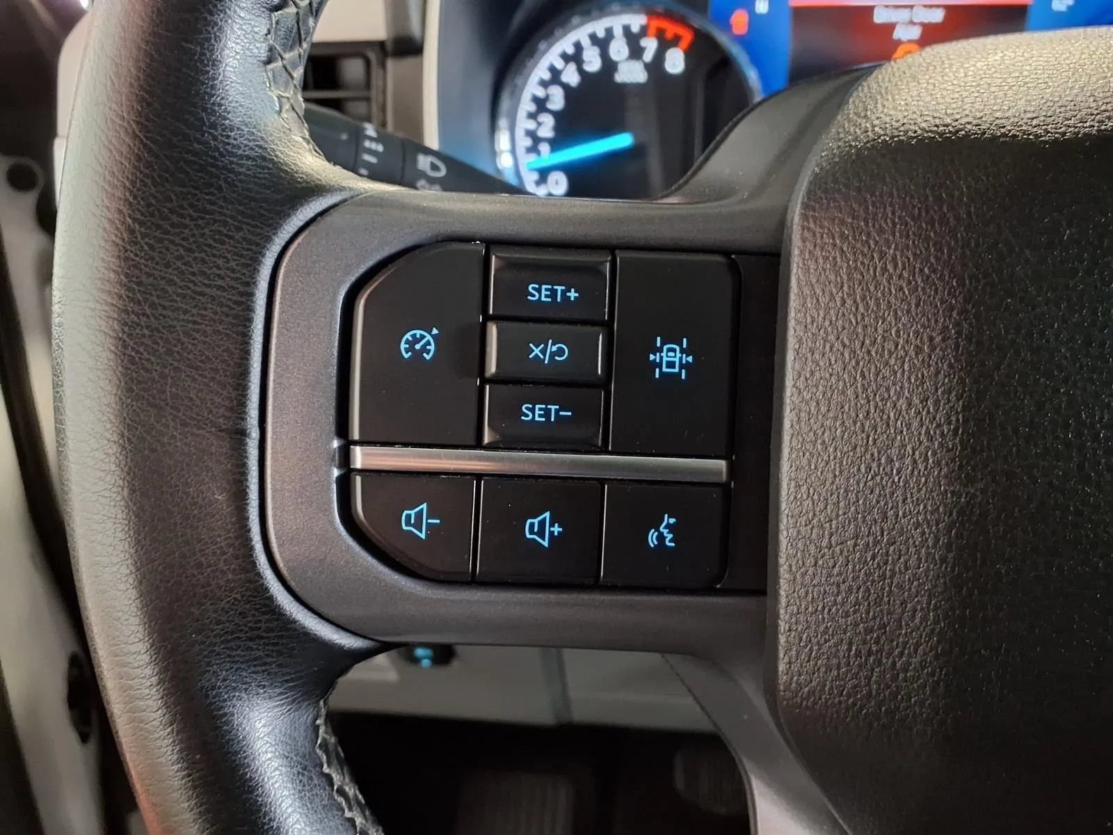 Used 2023 Ford F150 XLT w/ Equipment Group 301A Mid AWD/4WD image 26
