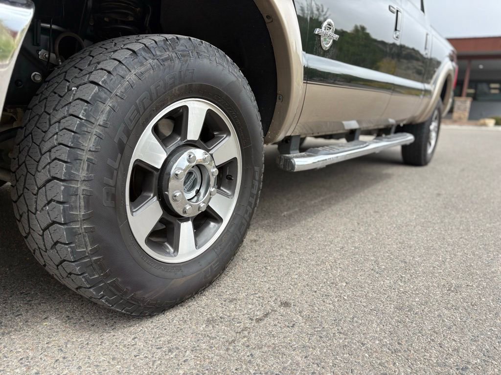 Used 2013 Ford F250 Lariat w/ Lariat Interior Pkg image 13