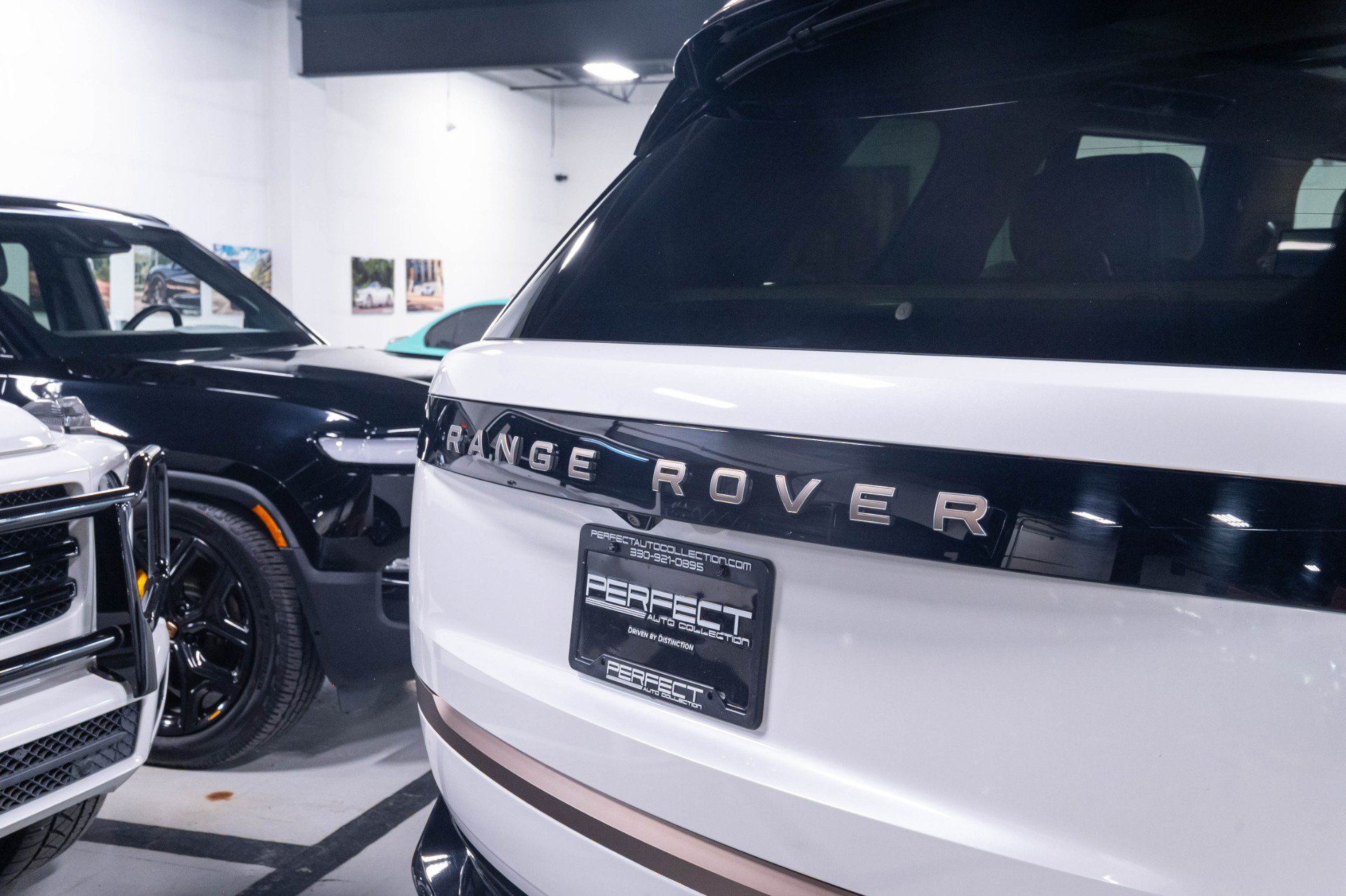Used 2023 Land Rover Range Rover SV AWD/4WD image 93