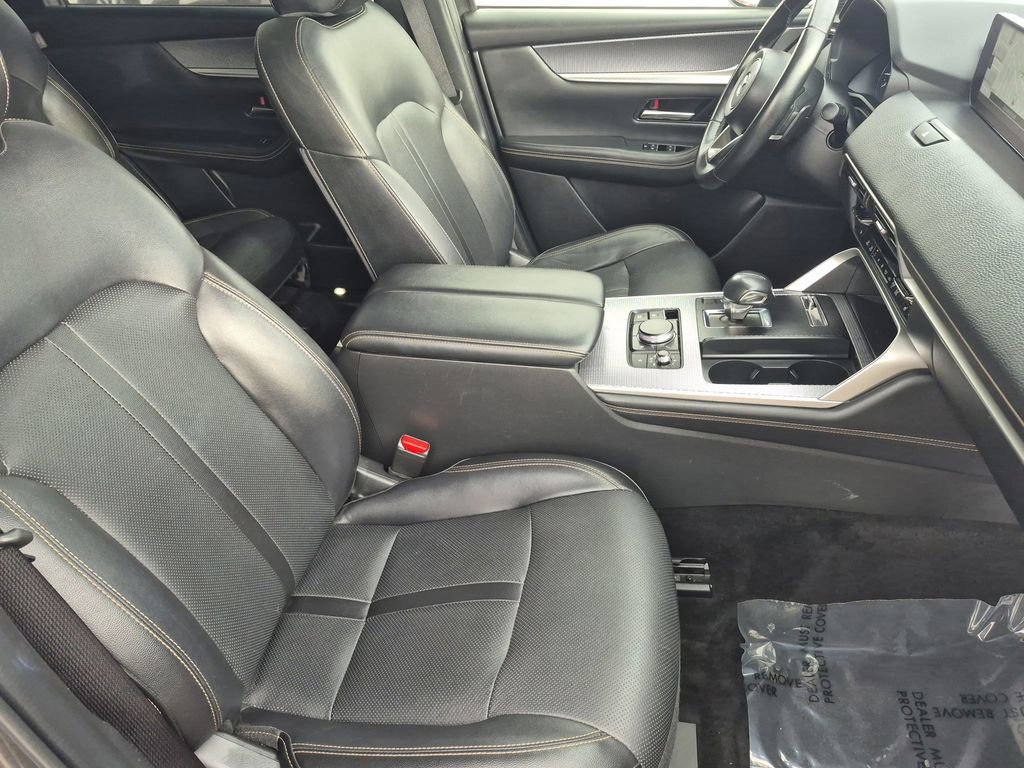 Used 2024 MAZDA CX-90 3.3 Turbo w/ Premium Package image 17