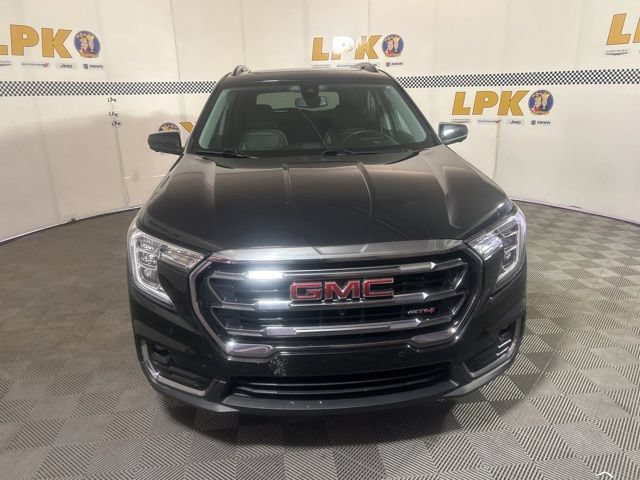 Used 2024 GMC Terrain AT4 w/ Infotainment Package II AWD/4WD image 10