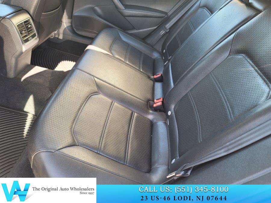Used 2013 Volkswagen Passat 2.5 SE FWD image 14