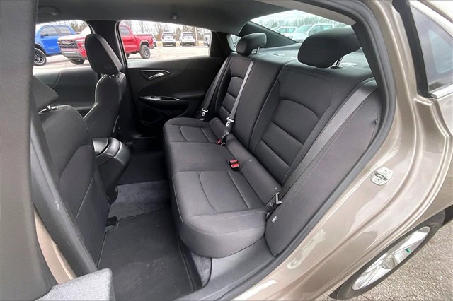 Used 2023 Chevrolet Malibu LS image 22