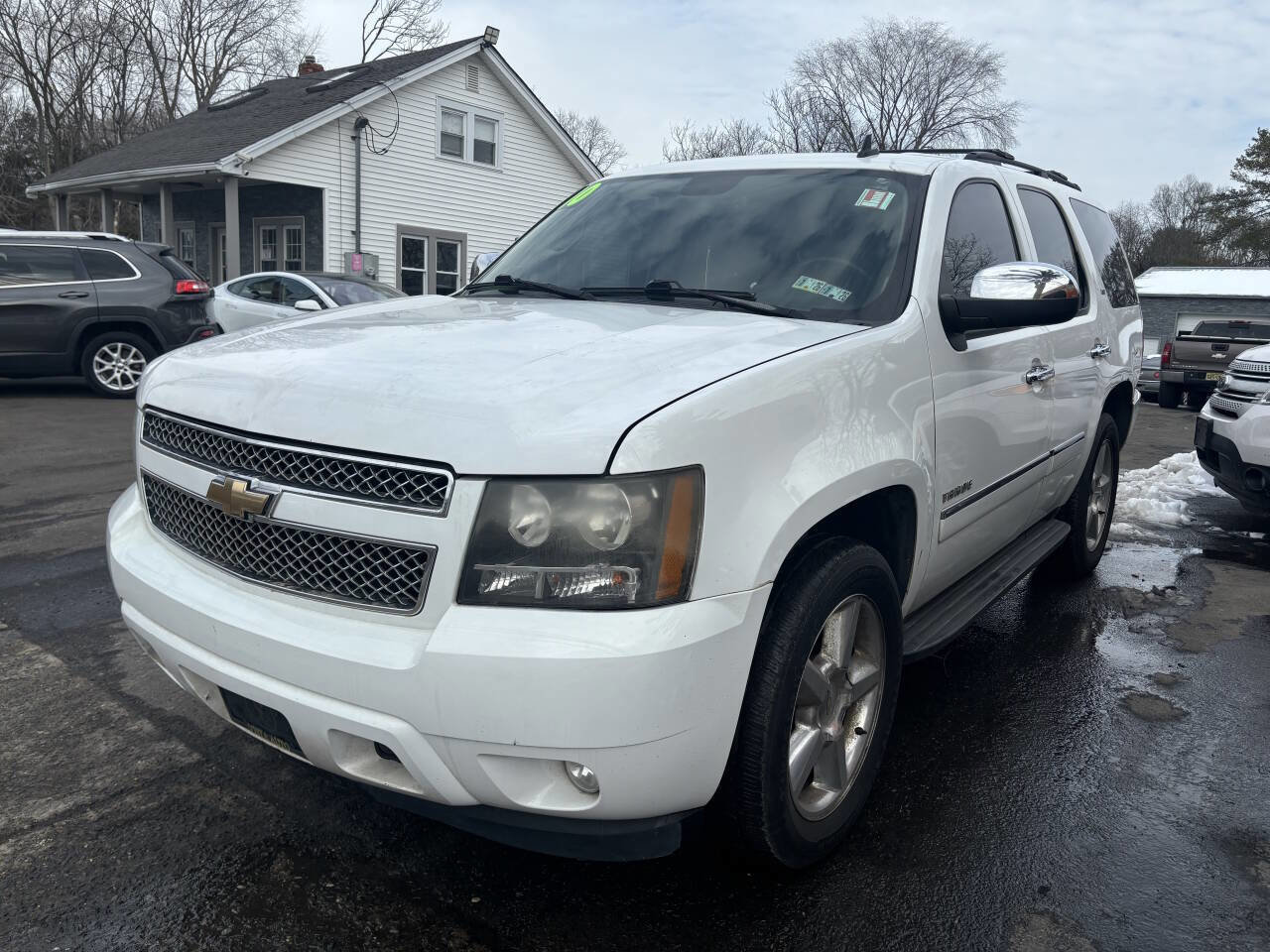 Used 2010 Chevrolet Tahoe LTZ image 9