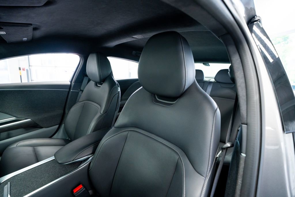 Used 2024 Lucid Air Pure RWD image 32