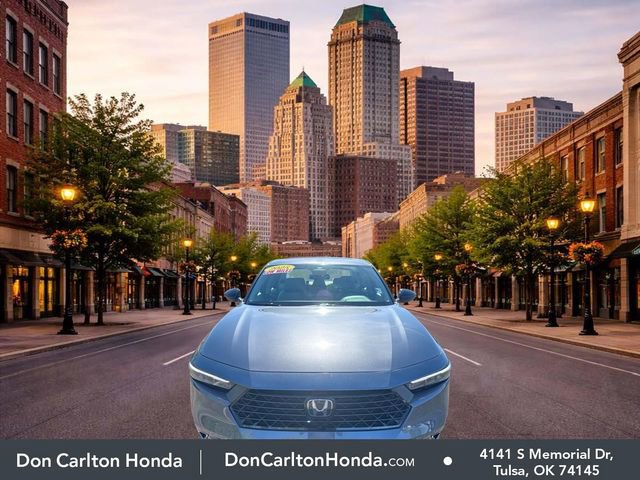 Used 2025 Honda Accord SE image 2