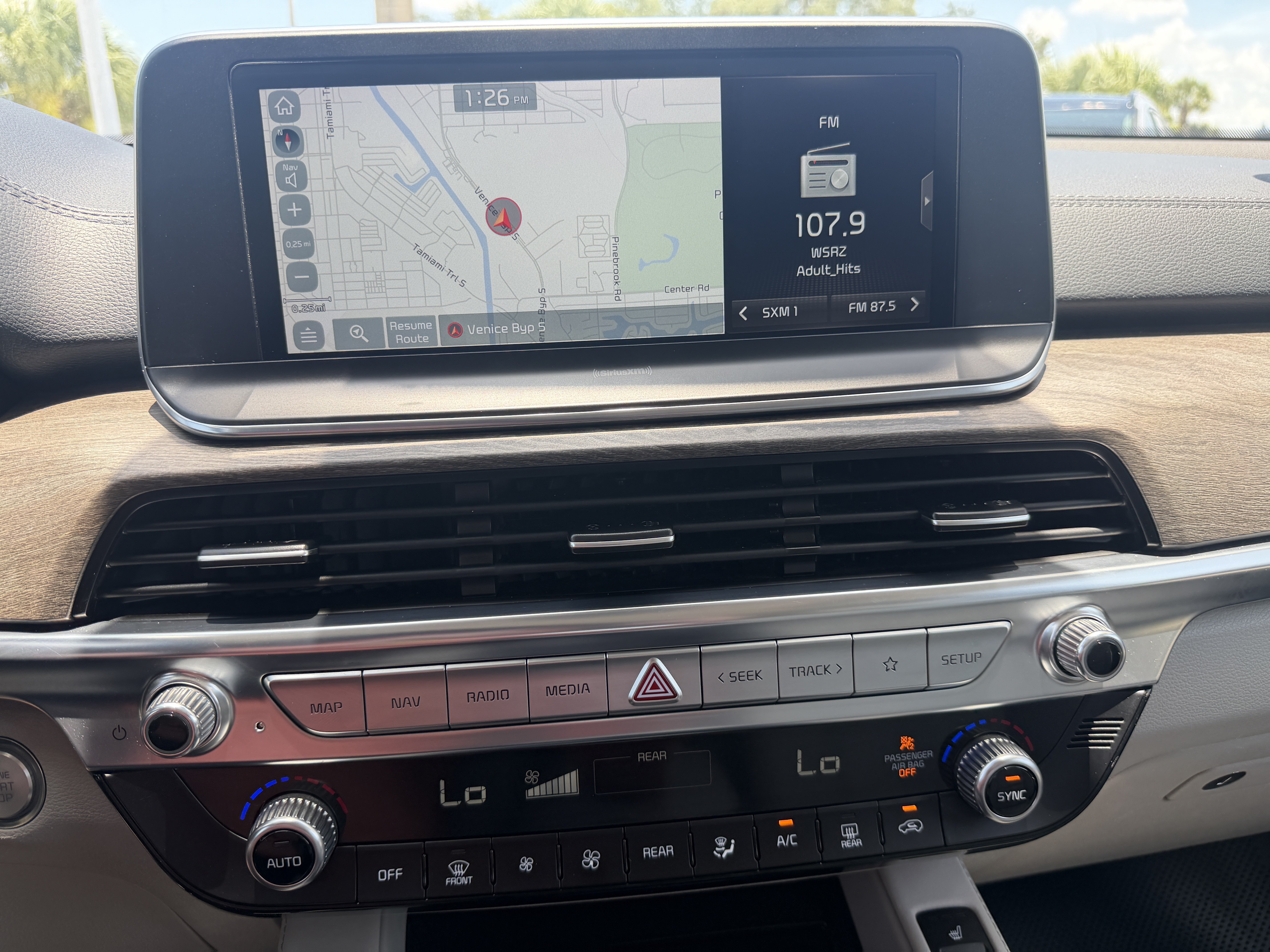 Certified 2021 Kia Telluride EX w/ EX Premium Package FWD image 24