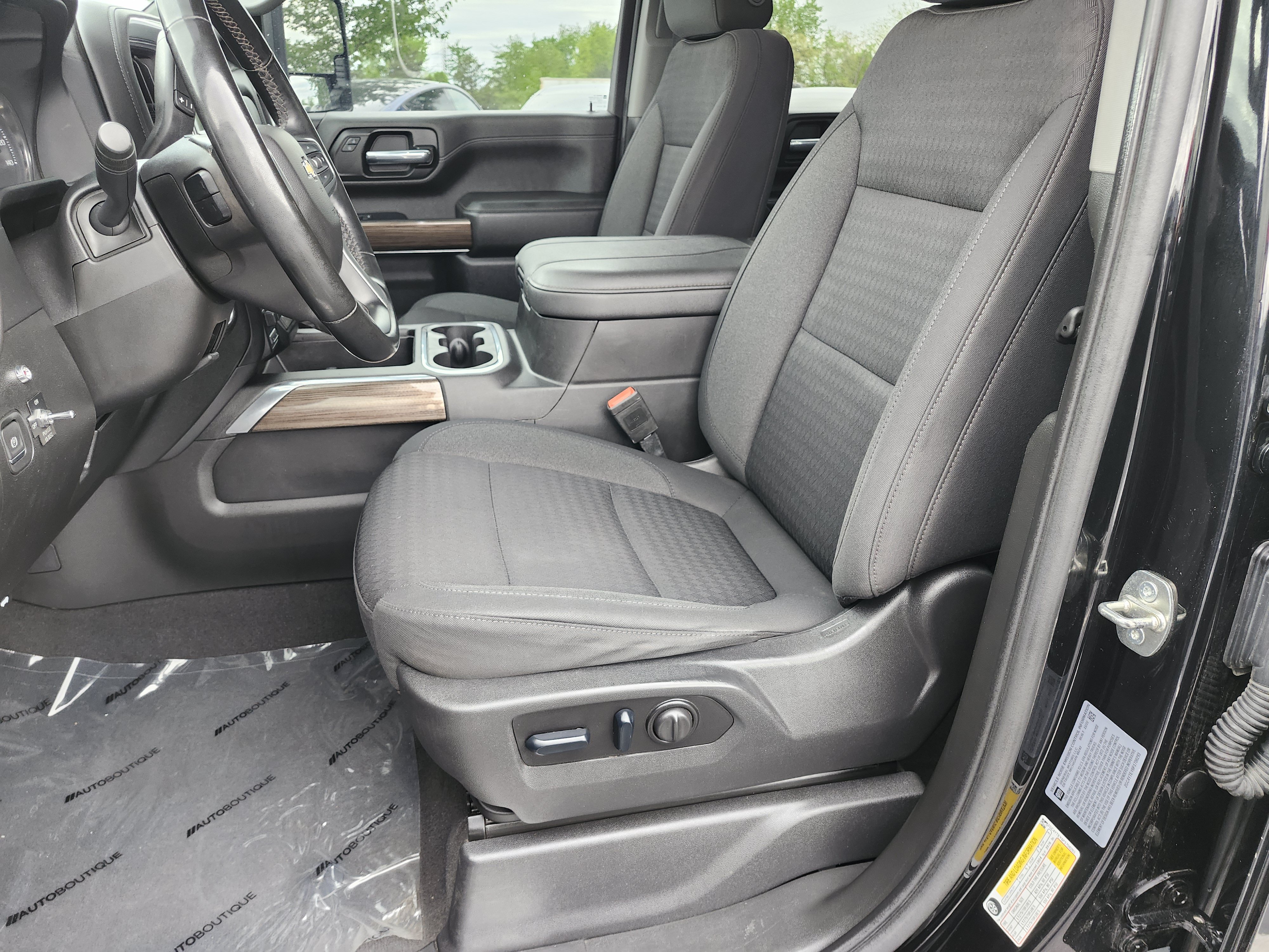 Used 2023 Chevrolet Silverado 3500 LT w/ Convenience Package AWD/4WD image 24