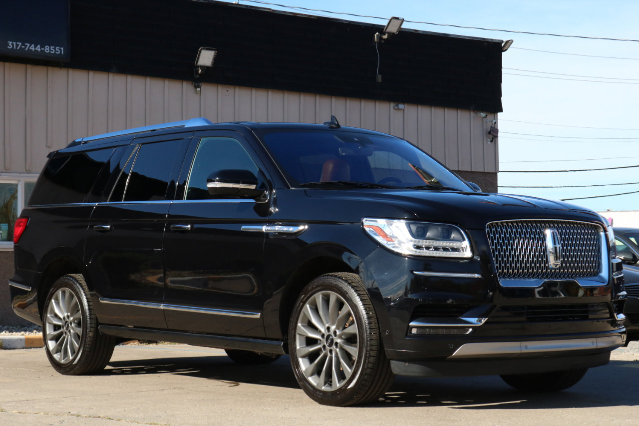 Used 2020 Lincoln Navigator L Reserve w/ Luxury Package image 4