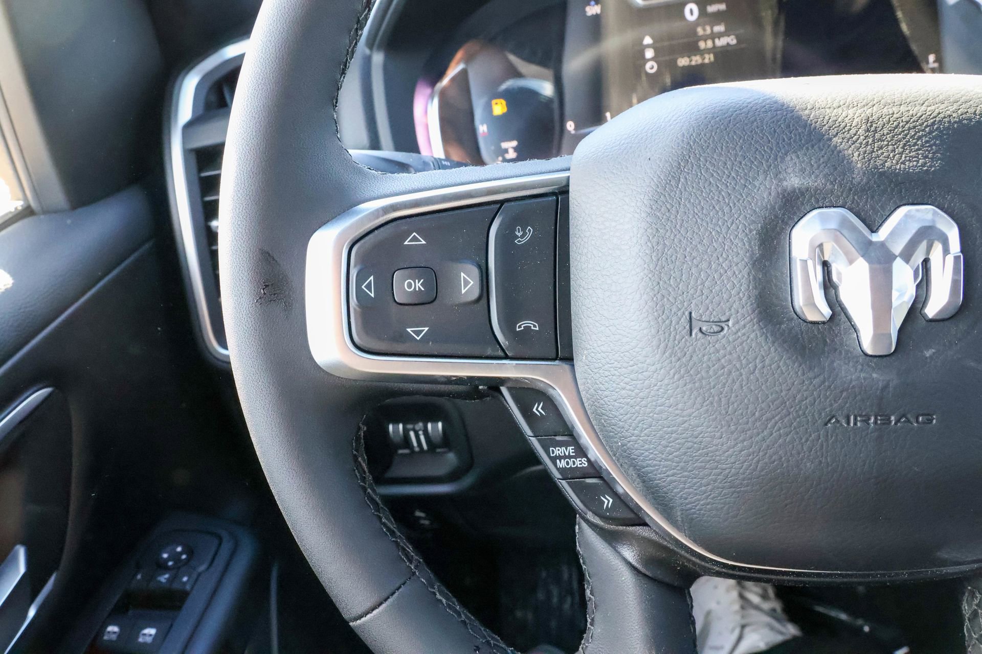 New 2026 RAM 1500 4x4 Crew Cab image 22