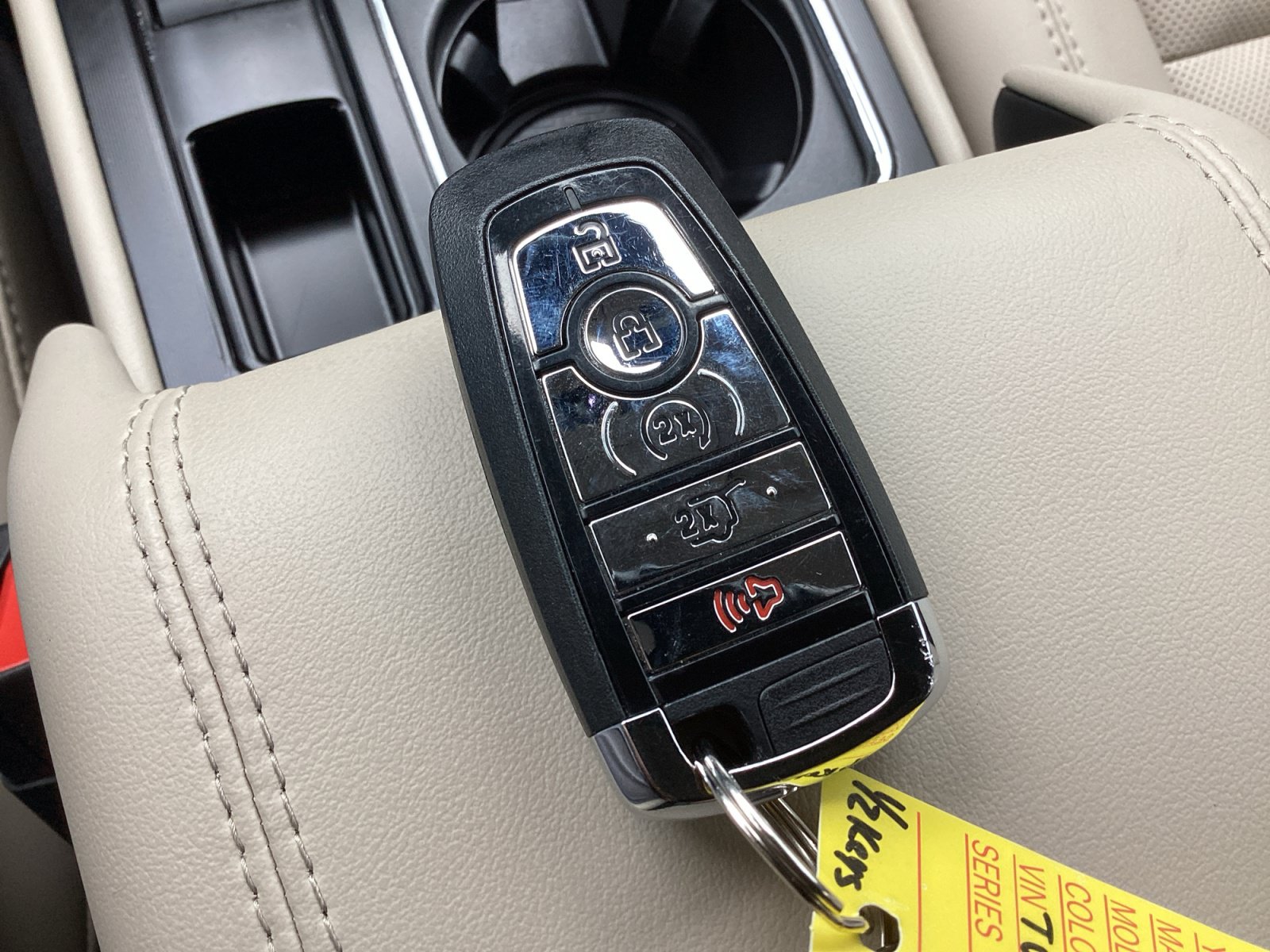 Used 2026 Lincoln Corsair Reserve w/ Jet Appearance Package FWD image 38