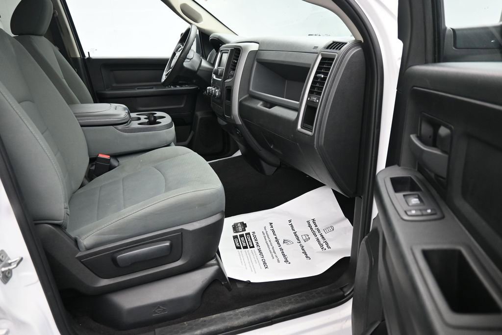 Used 2018 RAM 1500 Express w/ Express Value Package AWD/4WD image 13