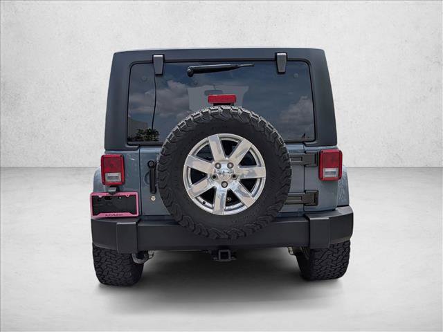 Used 2014 Jeep Wrangler Unlimited Sahara AWD/4WD image 6