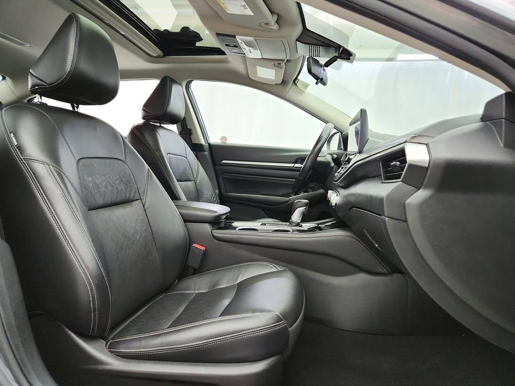 Used 2023 Nissan Altima 2.5 SL FWD image 28