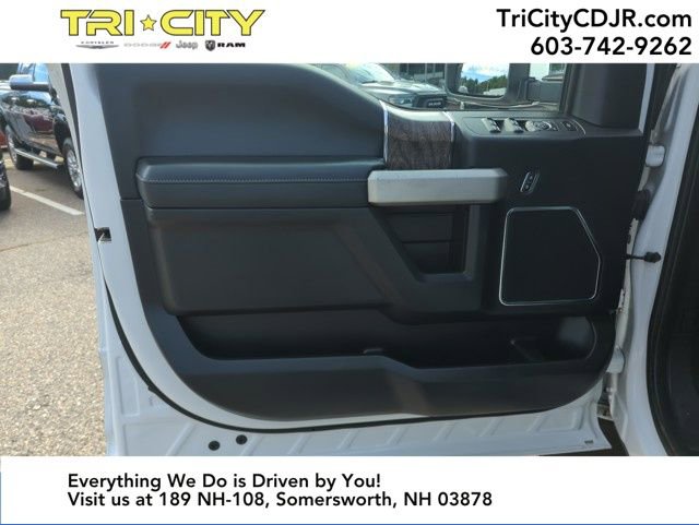 Used 2019 Ford F250 Lariat w/ Chrome Package image 16