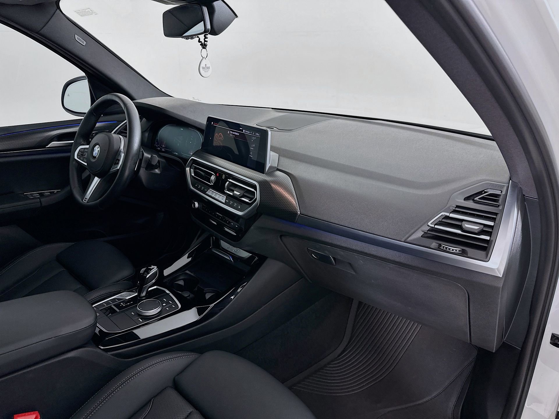 Used 2023 BMW X3 sDrive30i w/ M Sport Package image 31