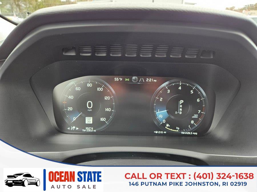 Used 2017 Volvo XC90 T6 Momentum w/ Vision Package AWD/4WD image 22