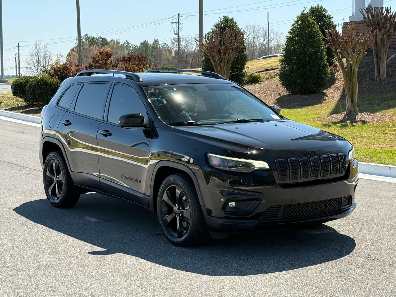 Used 2020 Jeep Cherokee Latitude Plus image 7