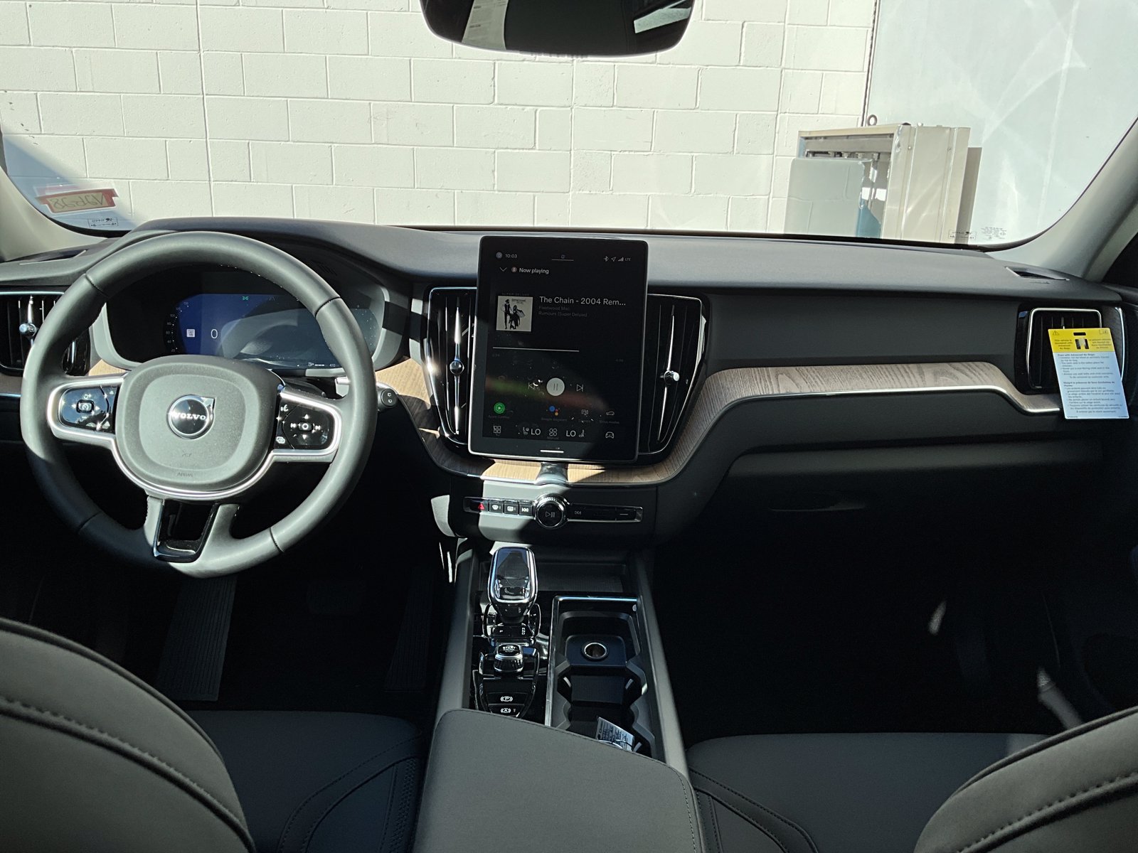 New 2026 Volvo XC60 B5 Plus w/ Climate Package AWD/4WD image 13