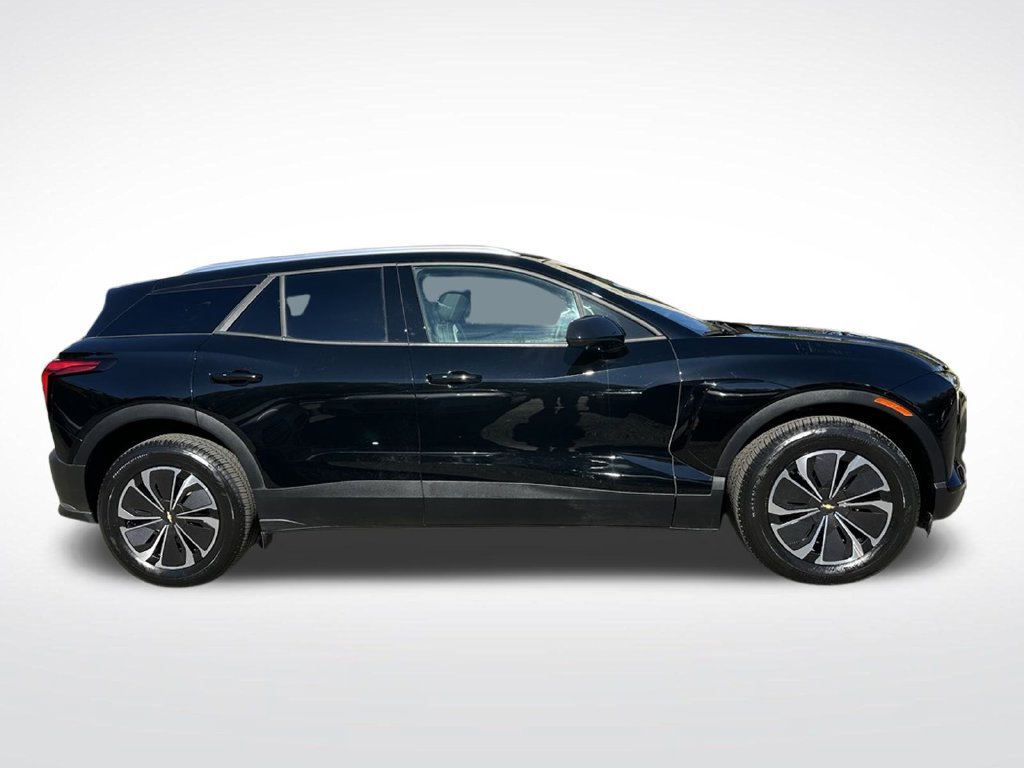 Used 2025 Chevrolet Blazer EV LT AWD/4WD image 7