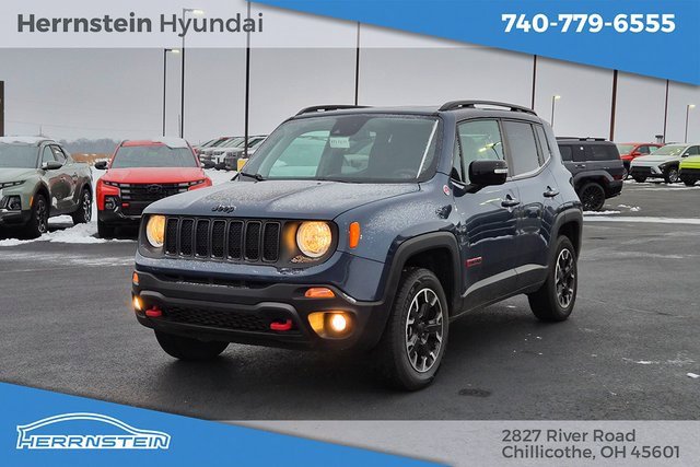 Used 2023 Jeep Renegade Trailhawk image 3