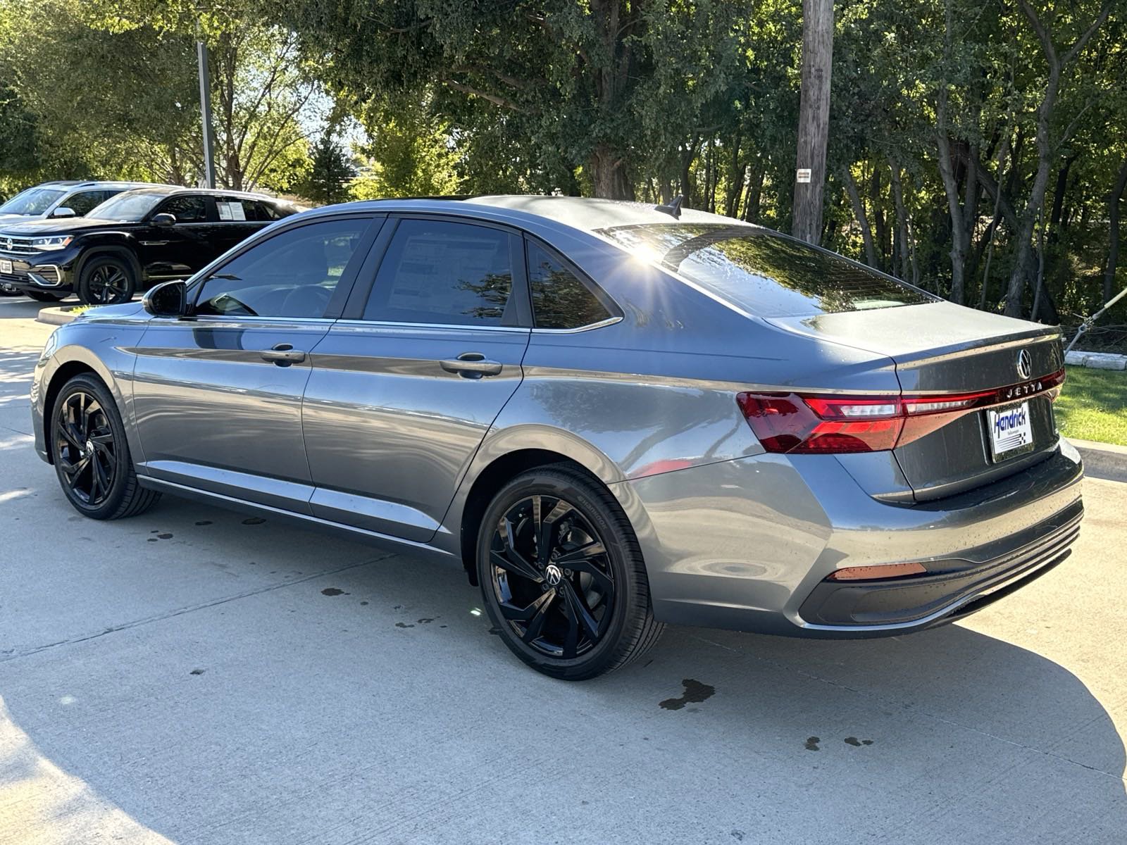 New 2026 Volkswagen Jetta SE FWD image 3