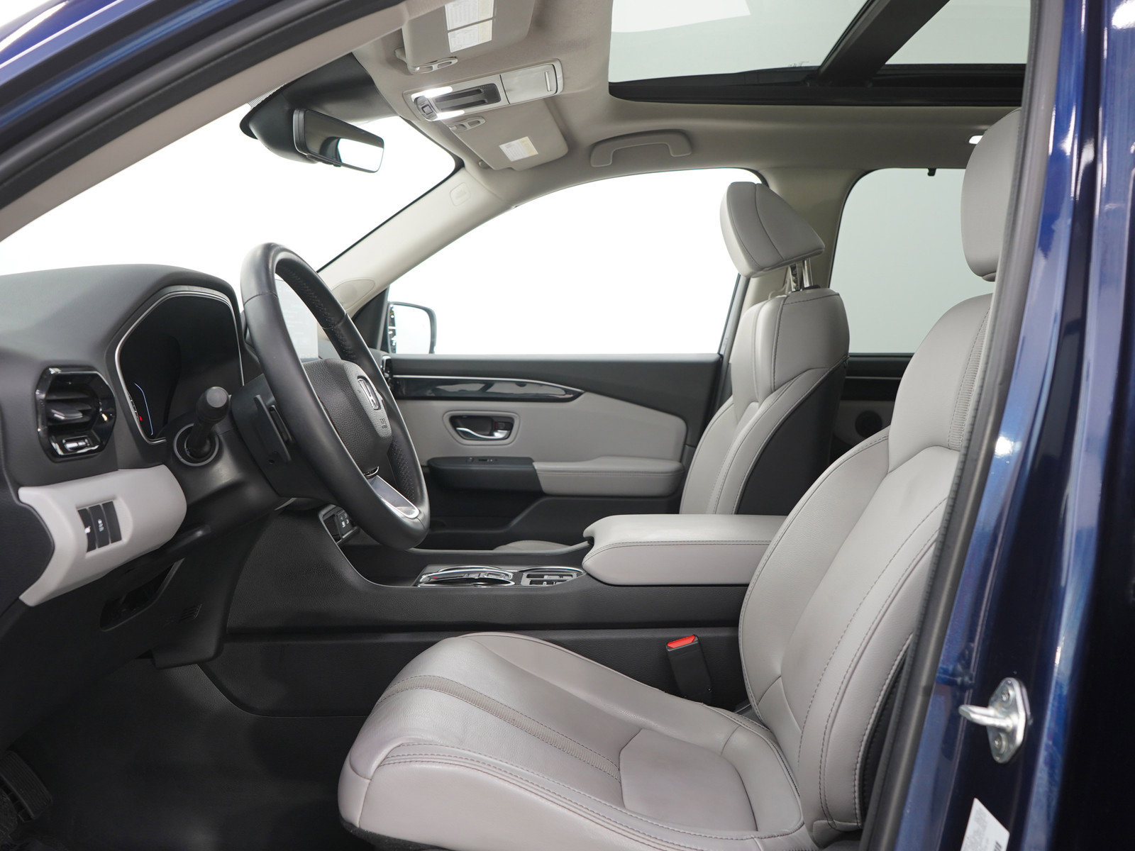 Used 2024 Honda Pilot Touring image 27