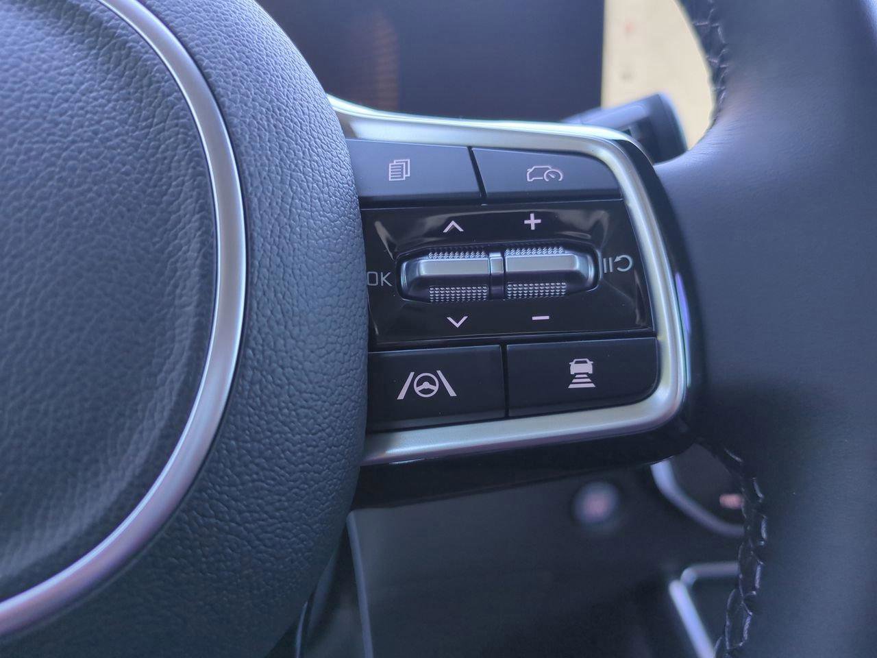 New 2026 Kia Carnival EX image 26