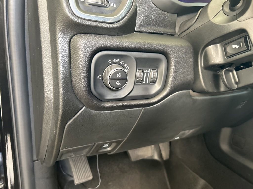 Used 2024 RAM 2500 Laramie w/ Night Edition image 45