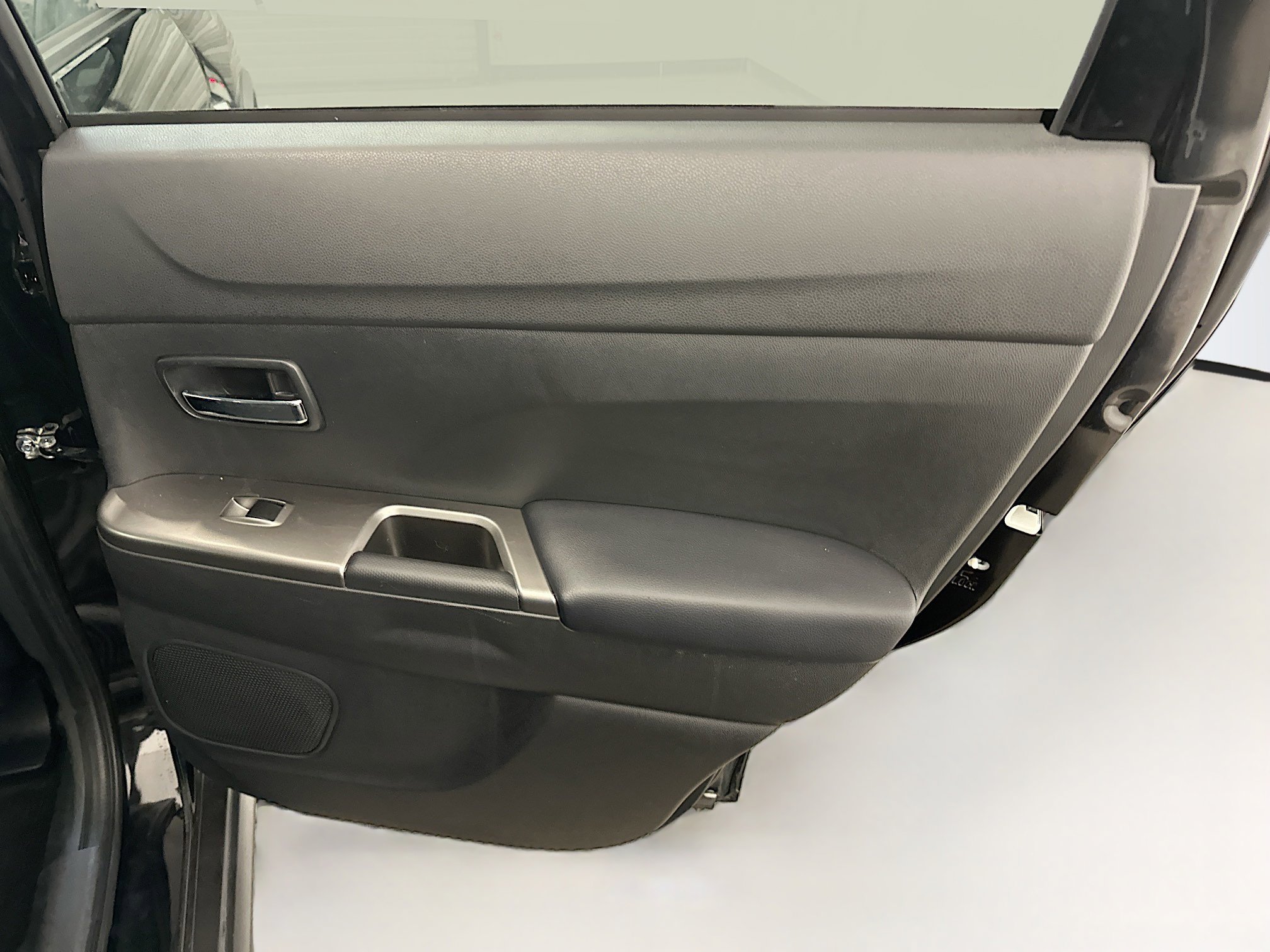 Used 2024 Mitsubishi Outlander Sport SE image 30