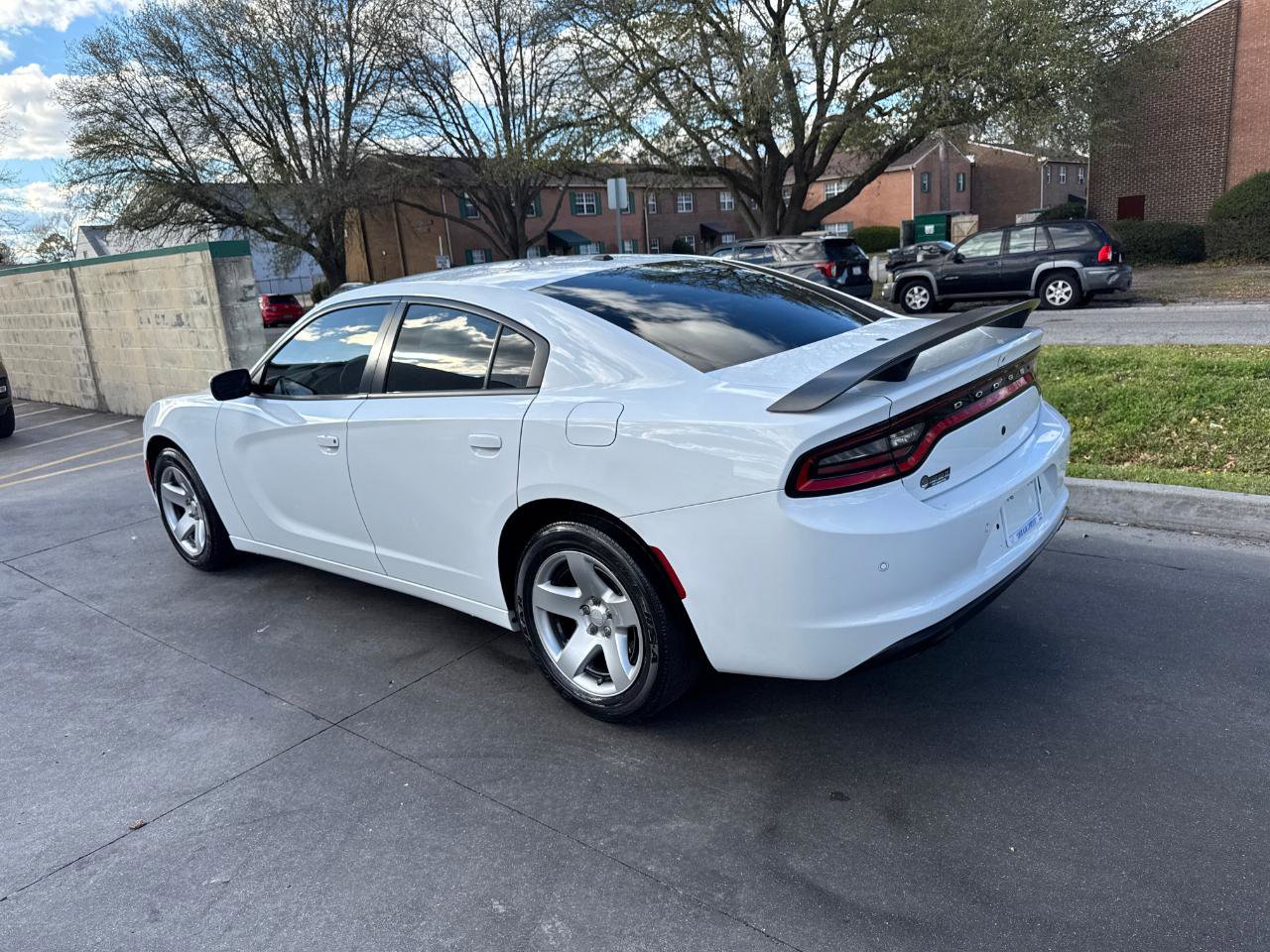 Used 2021 Dodge Charger Police RWD image 4