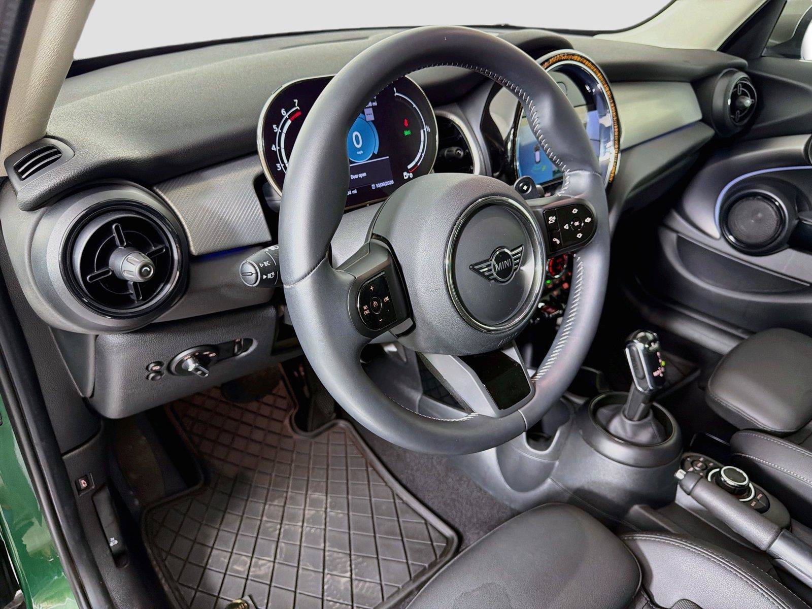 Used 2024 MINI Cooper S FWD image 9