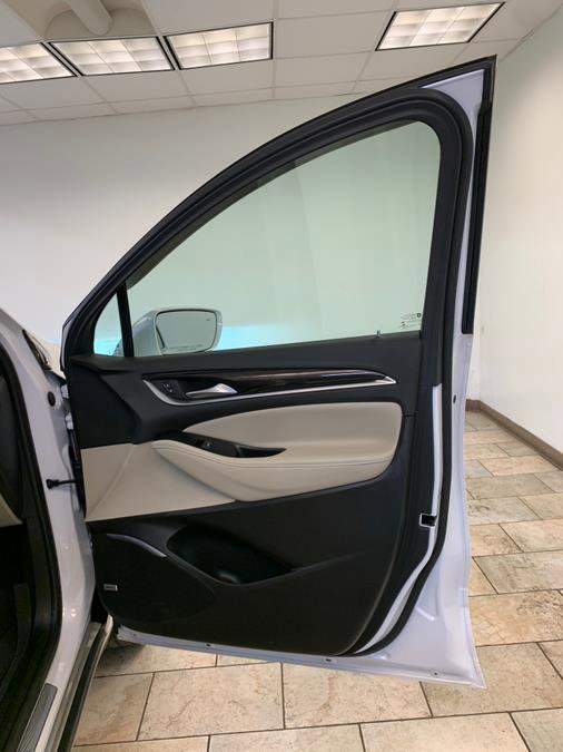 Used 2020 Buick Enclave Premium w/ Sun and Sites Package image 60