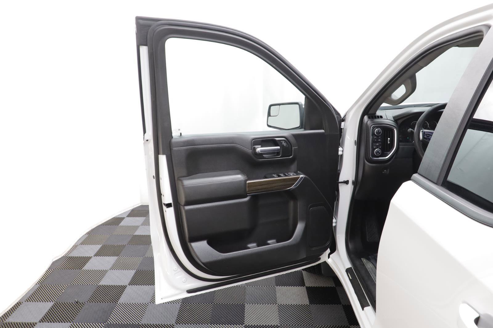 Used 2019 Chevrolet Silverado 1500 LT image 5