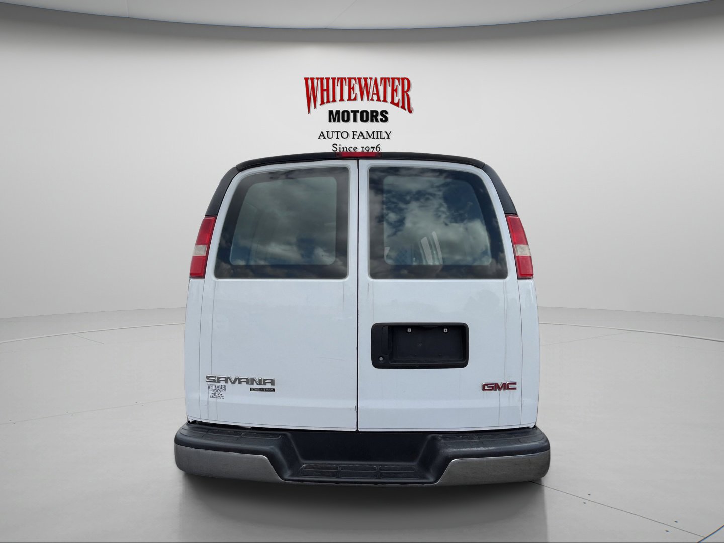 Used 2015 GMC Savana 2500 image 5