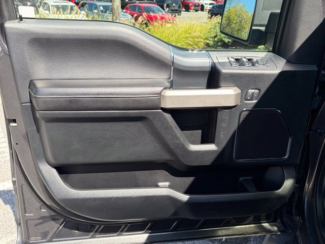 Used 2019 Ford F150 Lariat w/ Equipment Group 502A Luxury AWD/4WD image 11