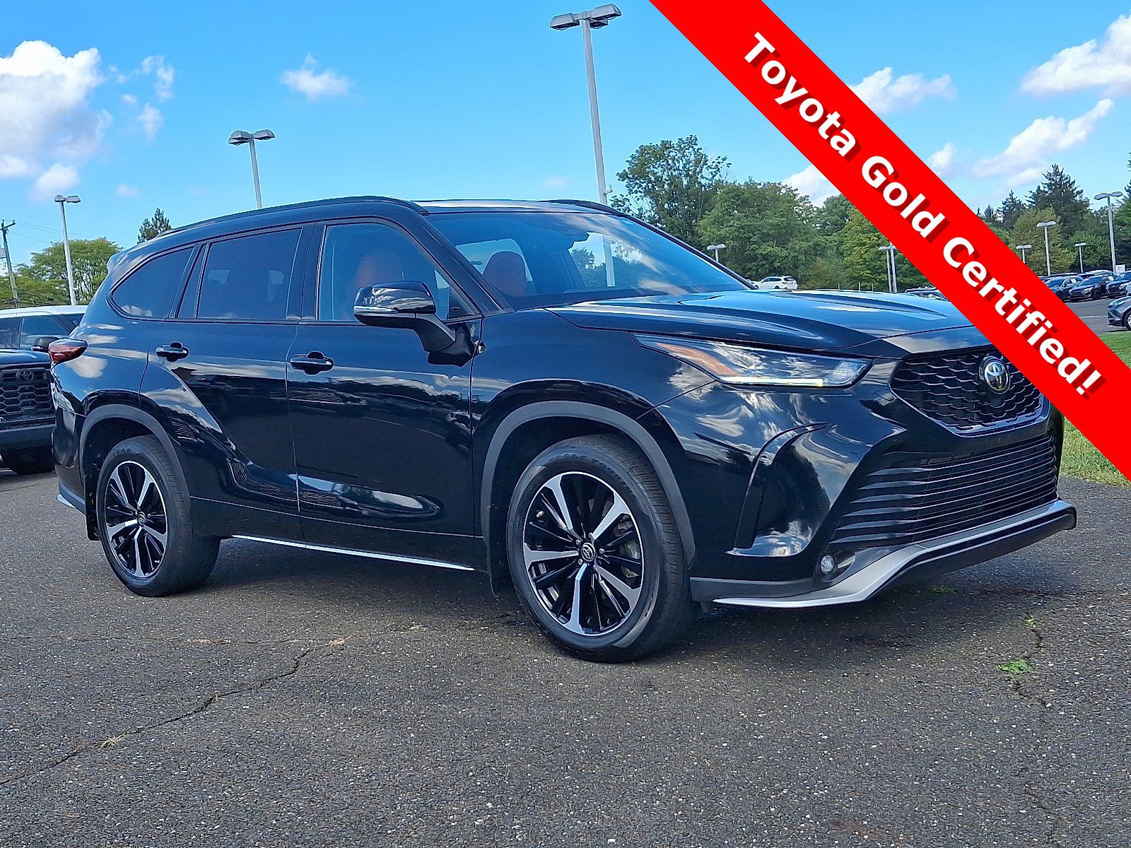 Certified 2022 Toyota Highlander XSE