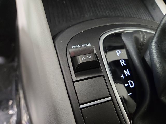 Used 2025 Hyundai Kona SEL image 26