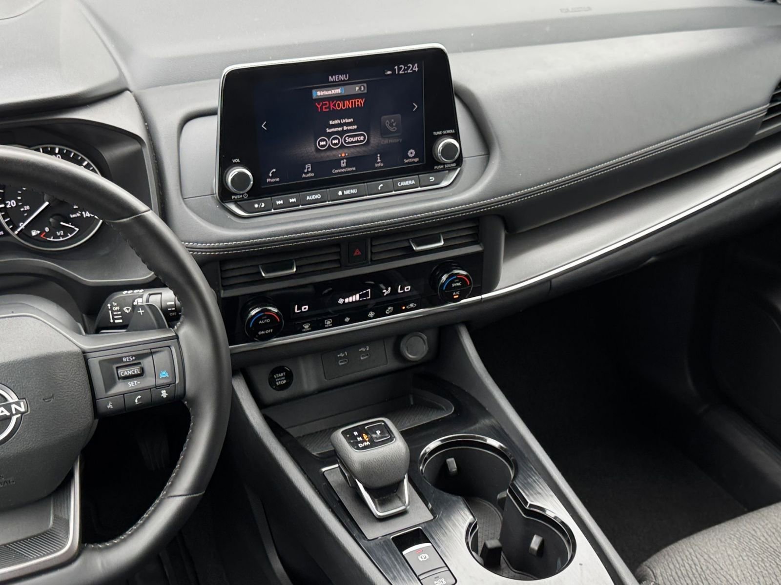 Used 2025 Nissan Rogue SV FWD image 20