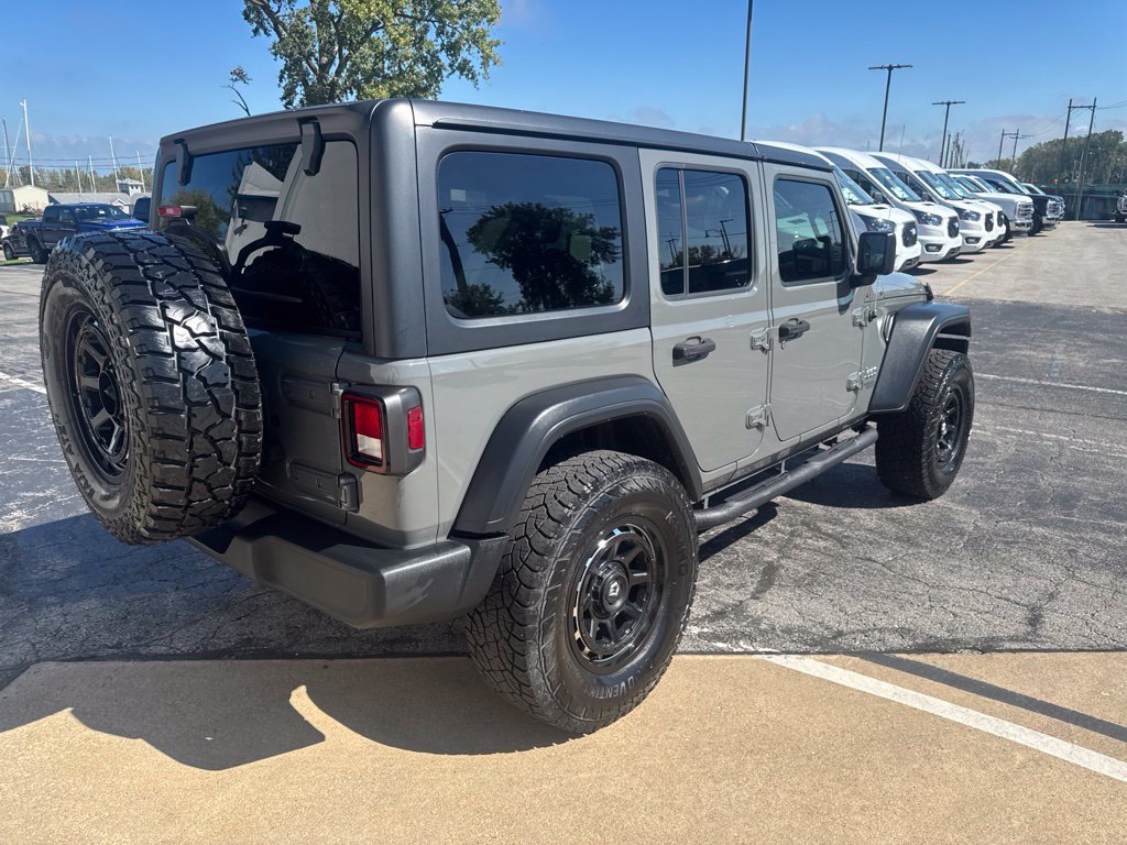 Used 2020 Jeep Wrangler Unlimited Sport S AWD/4WD image 3