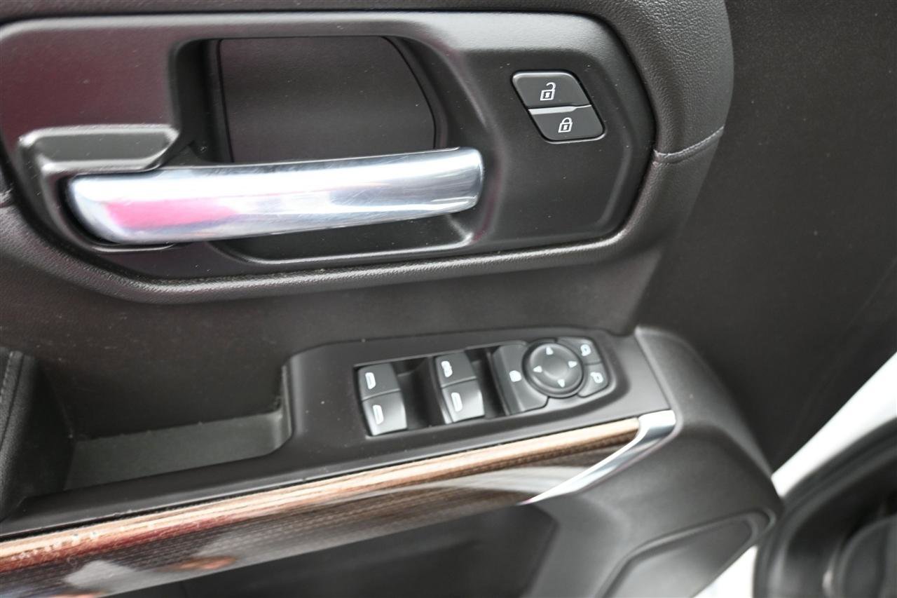Used 2019 Chevrolet Silverado 1500 LT w/ All-Star Edition AWD/4WD image 13