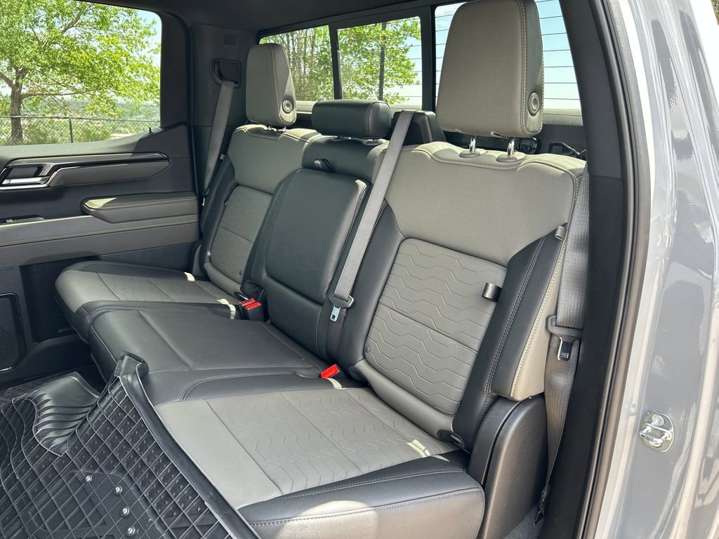 Used 2024 Chevrolet Silverado 1500 ZR2 w/ Technology Package AWD/4WD image 19